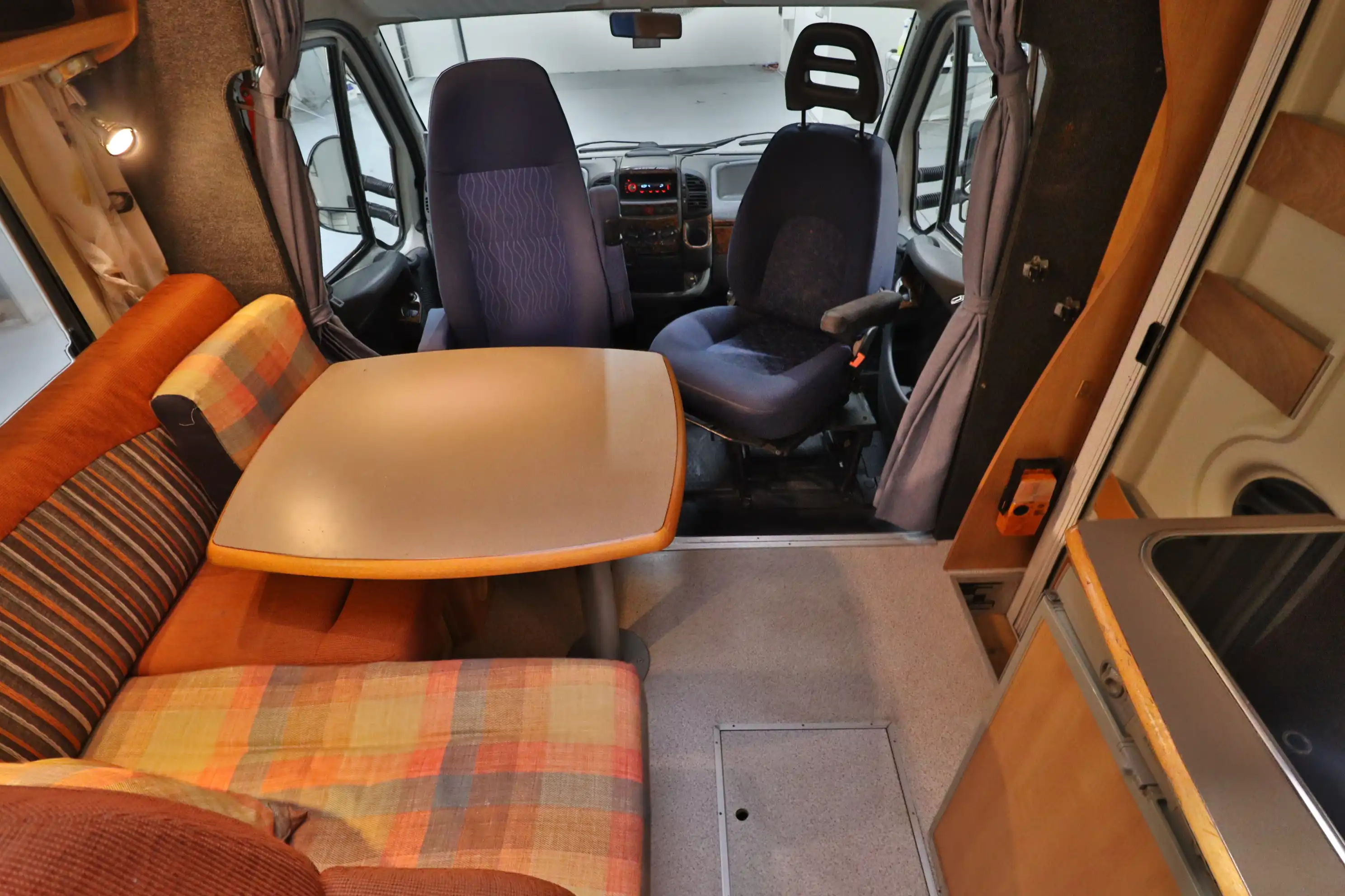 EURAMOBIL Contura 702 EB